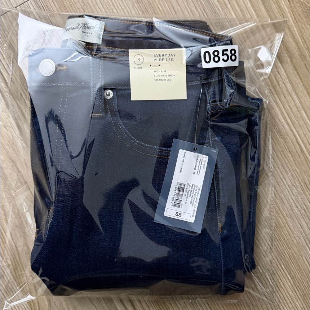 Universal Thread Dark Indigo Wide Leg Jeans - Picture 11 of 15